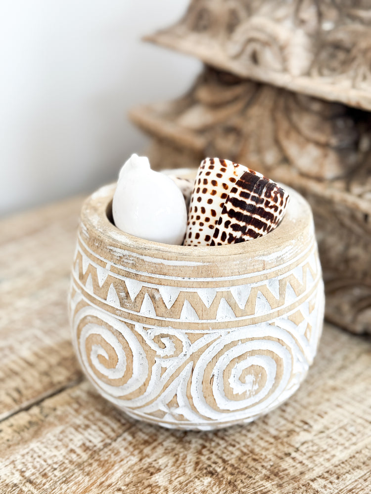 Natural Sumba Whitewash Bowls | Swirls