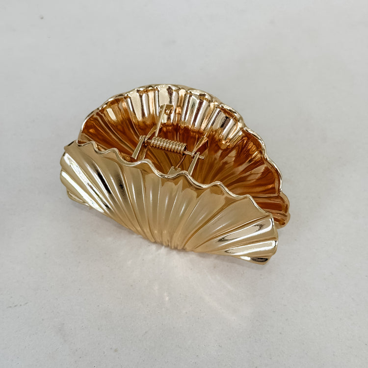 Golden Shell Hair Claw | 2 Sizes | Willow & the Waves Collection