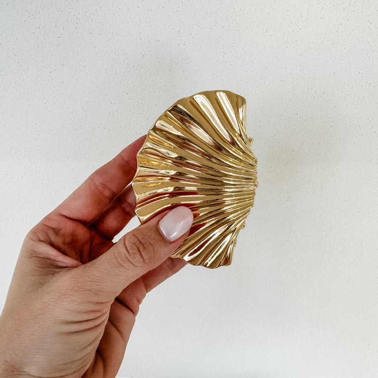 Golden Shell Hair Claw | 2 Sizes | Willow & the Waves Collection