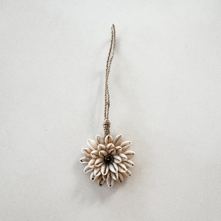 Hanging Cowrie Flower