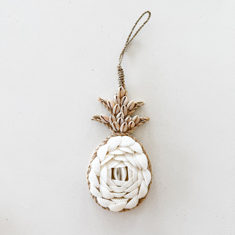 Fiesta Pinapple Hanging | White Shell